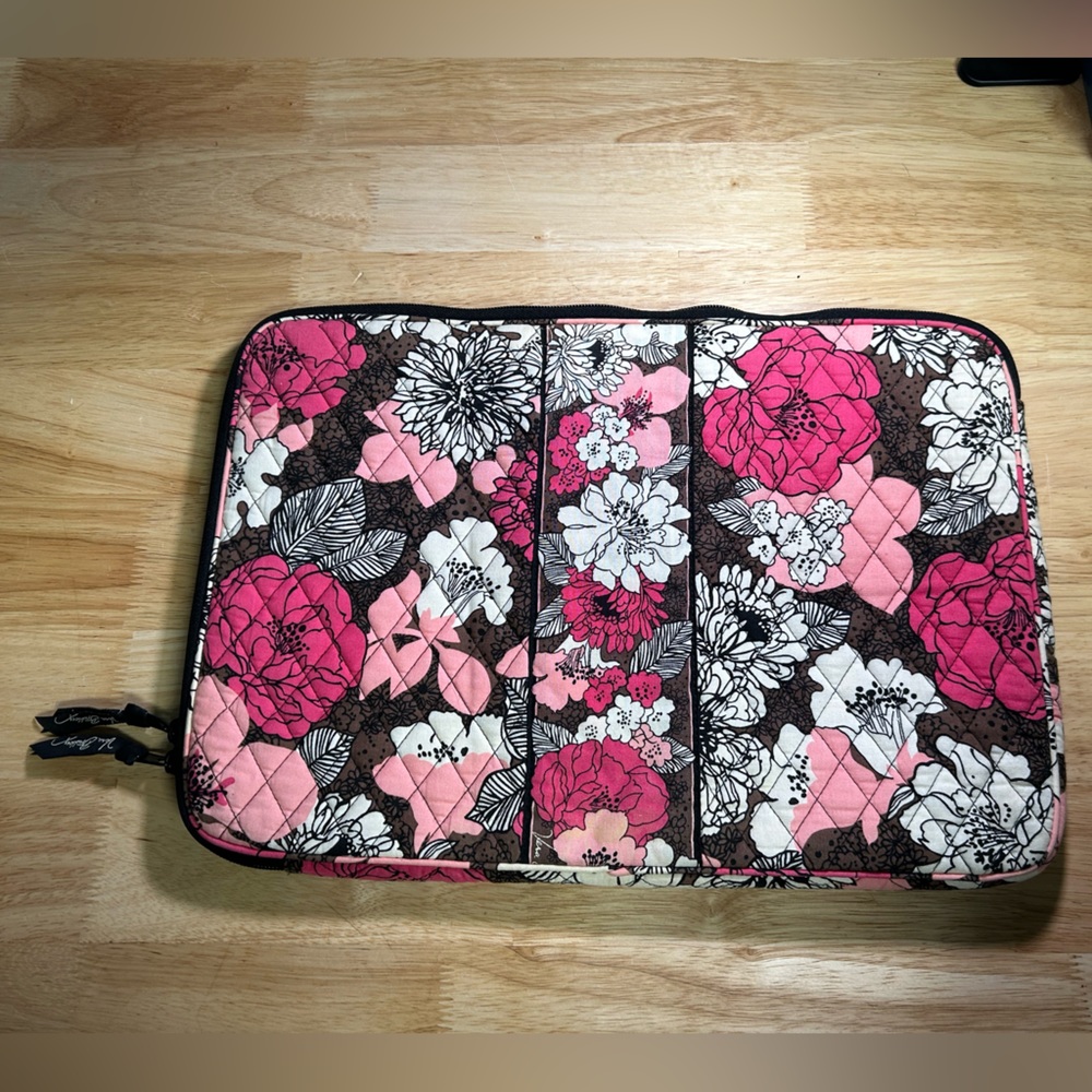 Pink Vera Bradley Laptop Case - Picture 3 of 5